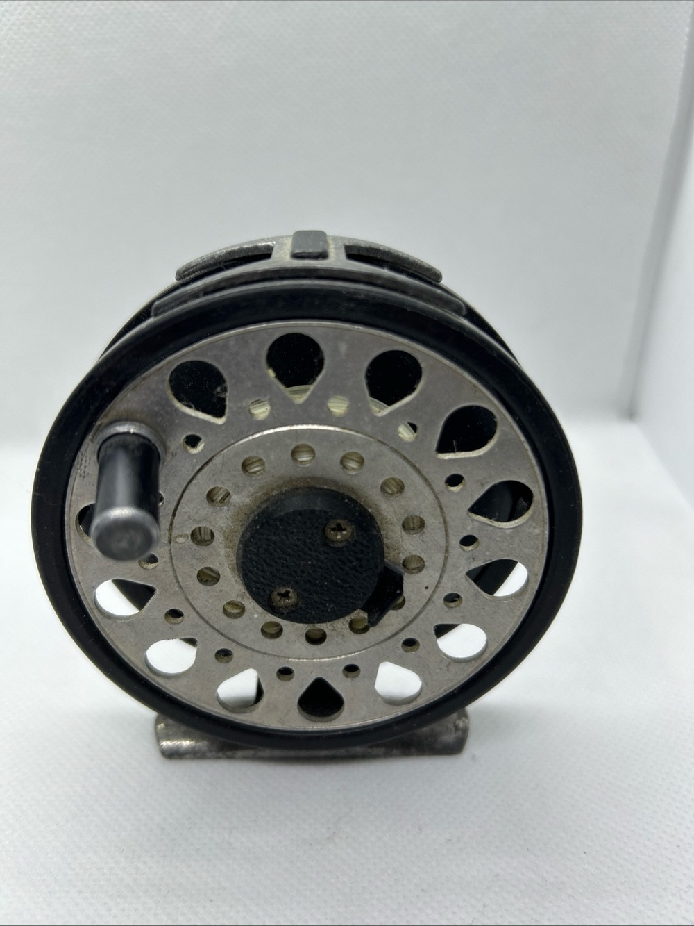 Cortland C-G Graphite Vintage click n pawl fly reel very light